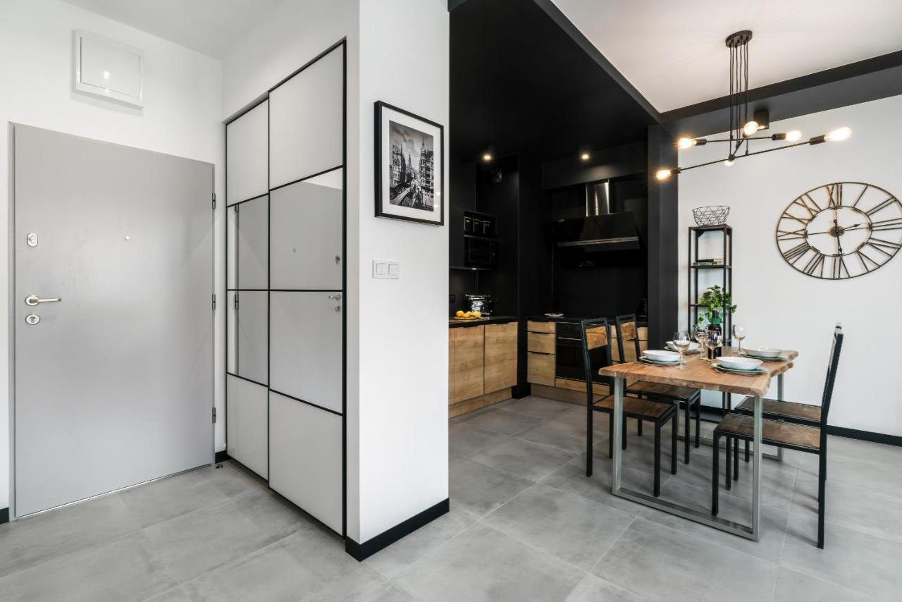 Apartments Poznan Chwaliszewo Residence With Free Garage By Noclegi Renters Buitenkant foto