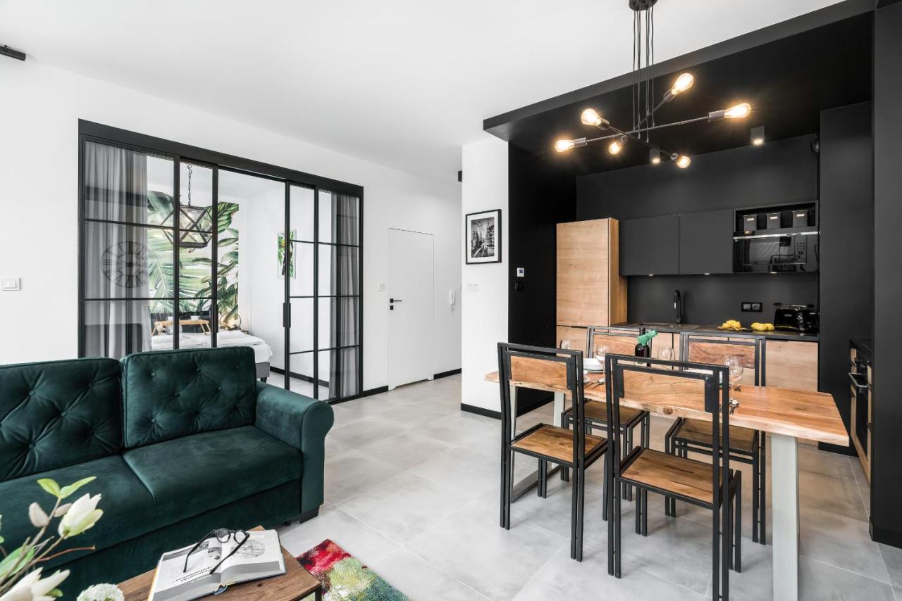 Apartments Poznan Chwaliszewo Residence With Free Garage By Noclegi Renters Buitenkant foto