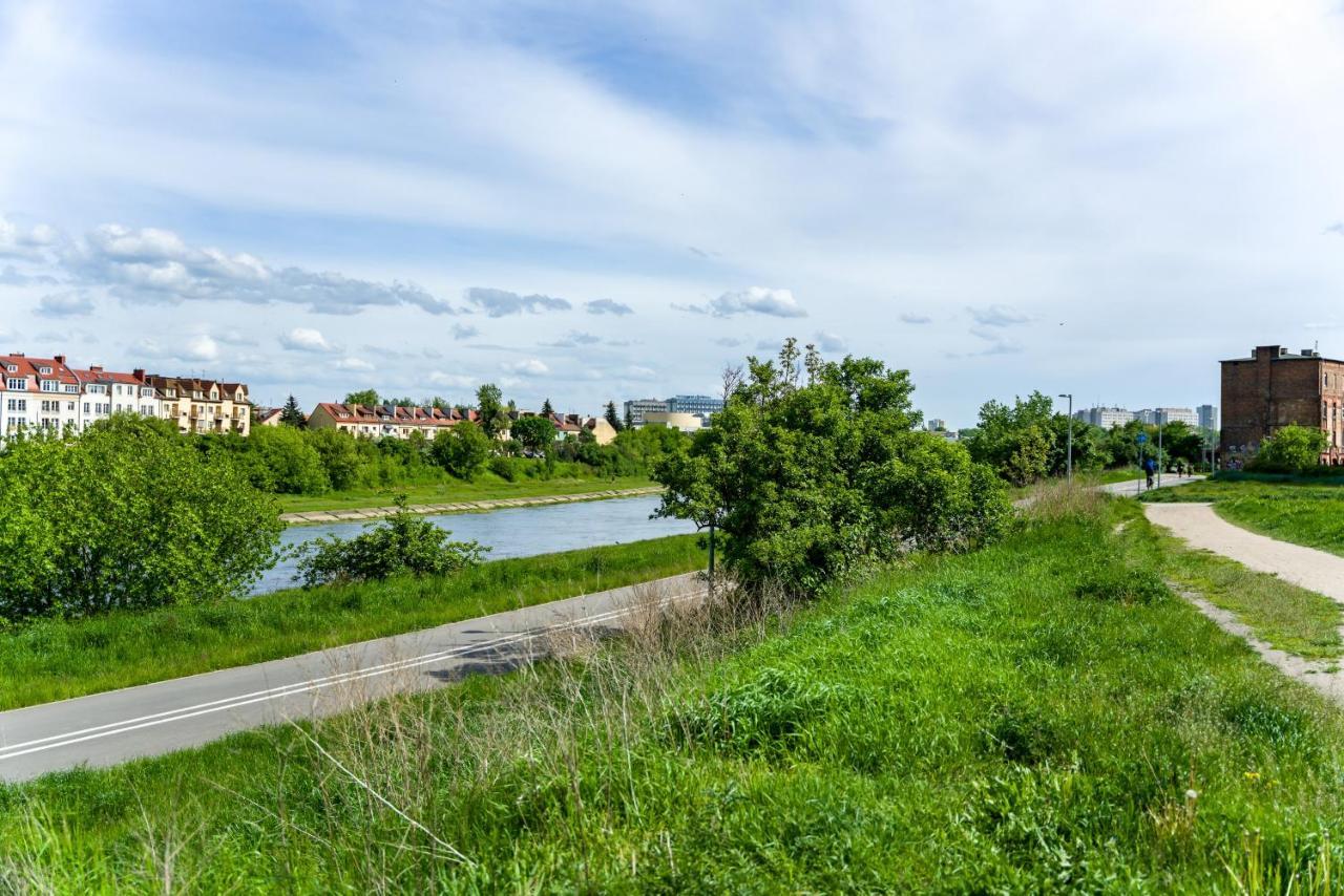 Apartments Poznan Chwaliszewo Residence With Free Garage By Noclegi Renters Buitenkant foto