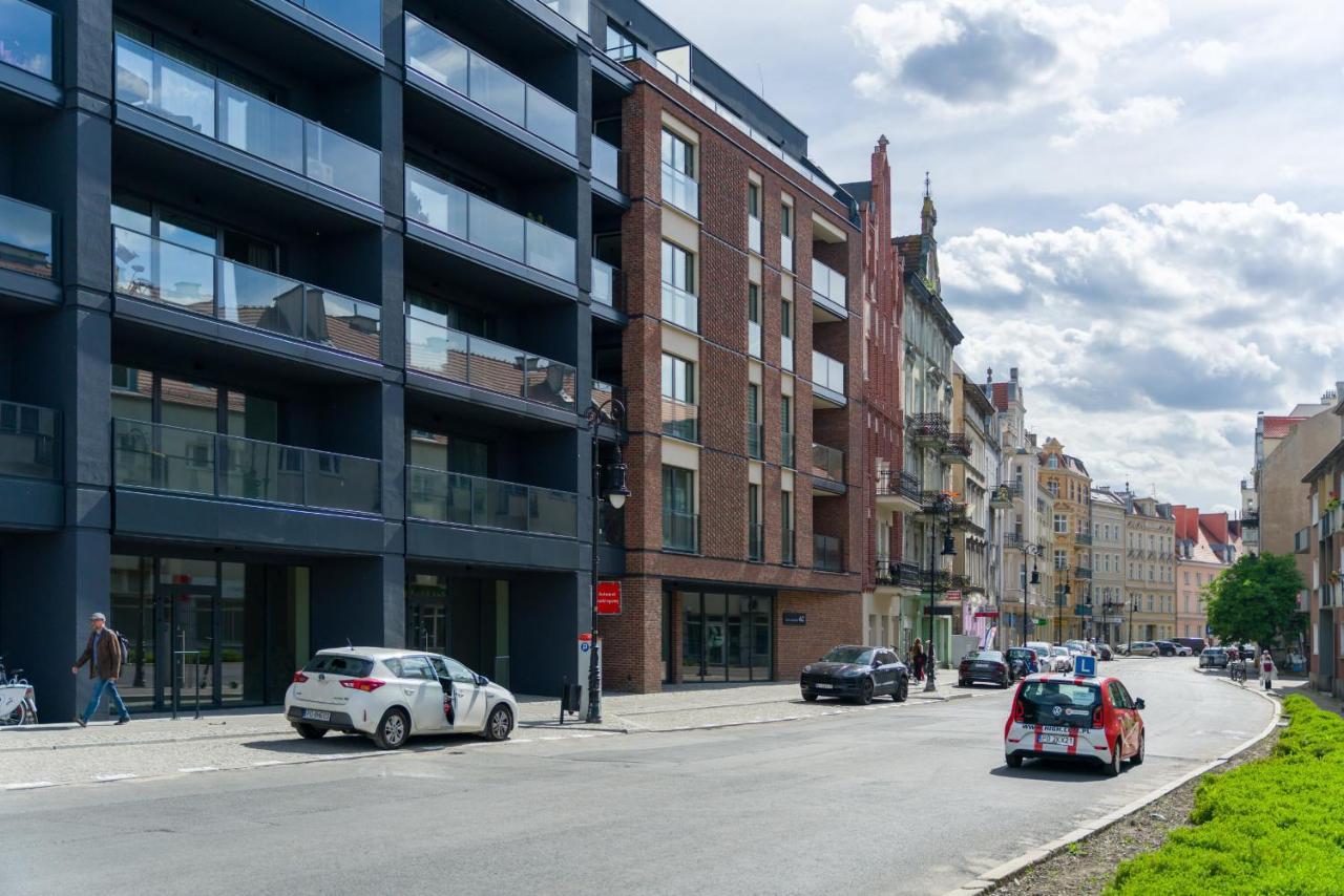 Apartments Poznan Chwaliszewo Residence With Free Garage By Noclegi Renters Buitenkant foto